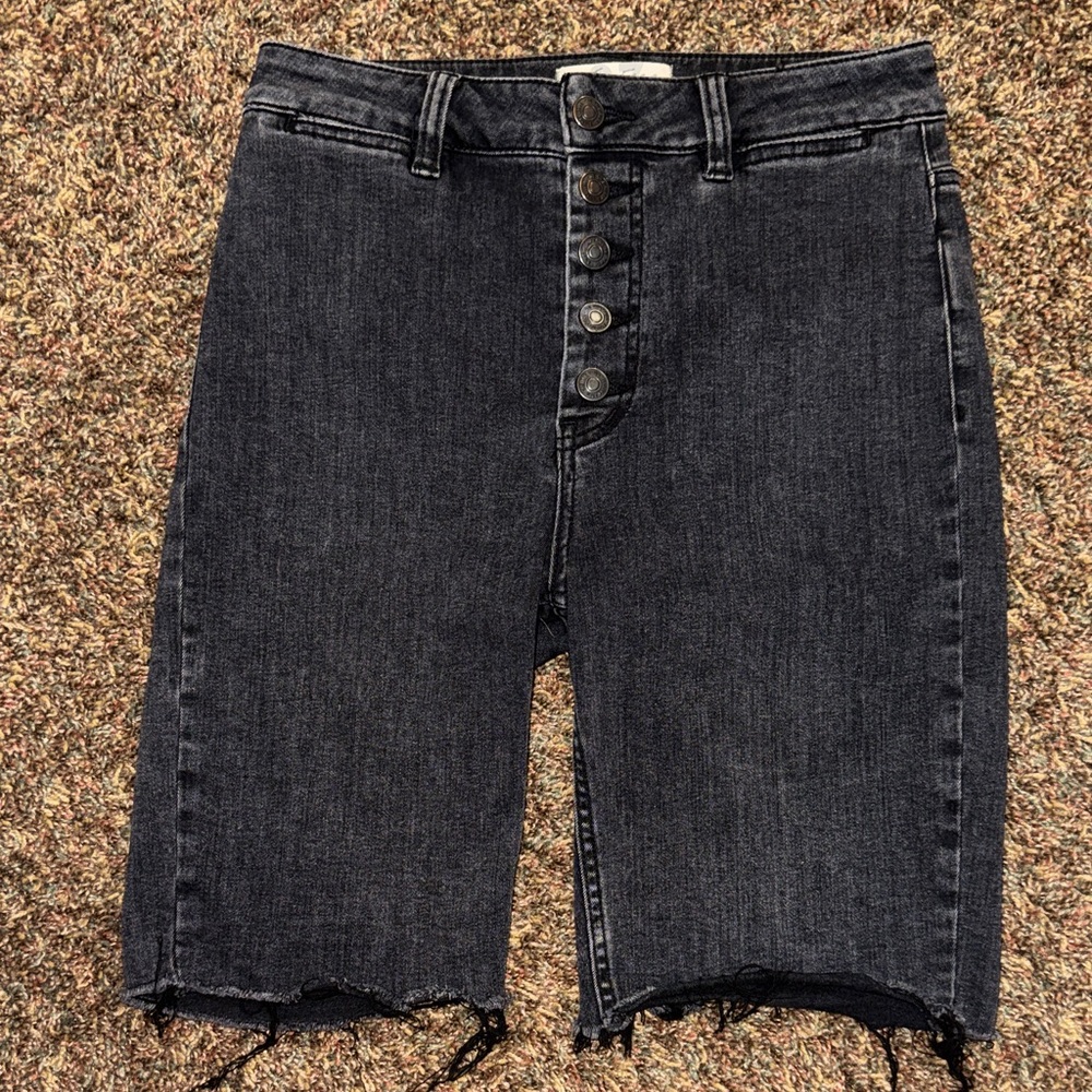 We The Free Black Washed High RiseButton-Fly Jean Shorts 27 S